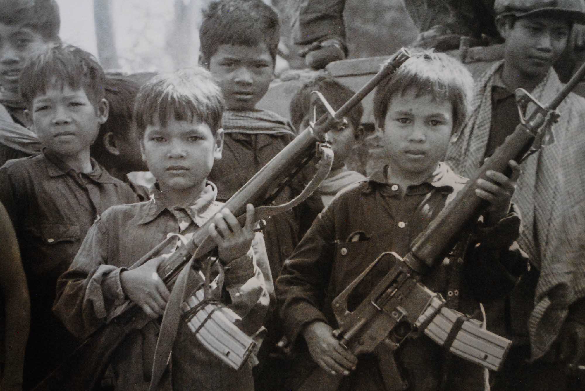 CAMBODIA THE SECRET WAR SARA KING   Cambodia Phnom Penh S21 Prison Child Soldiers 